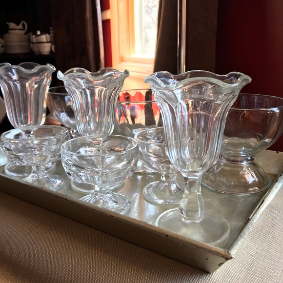 10 piece assorted glass parfait bowls - Picture 4 of 9